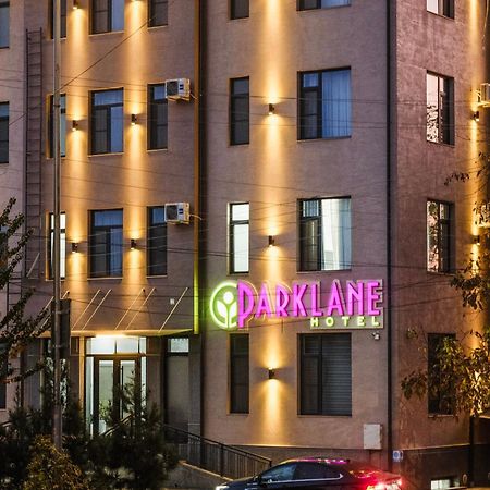 Parklane Hotel Tashkent Esterno foto