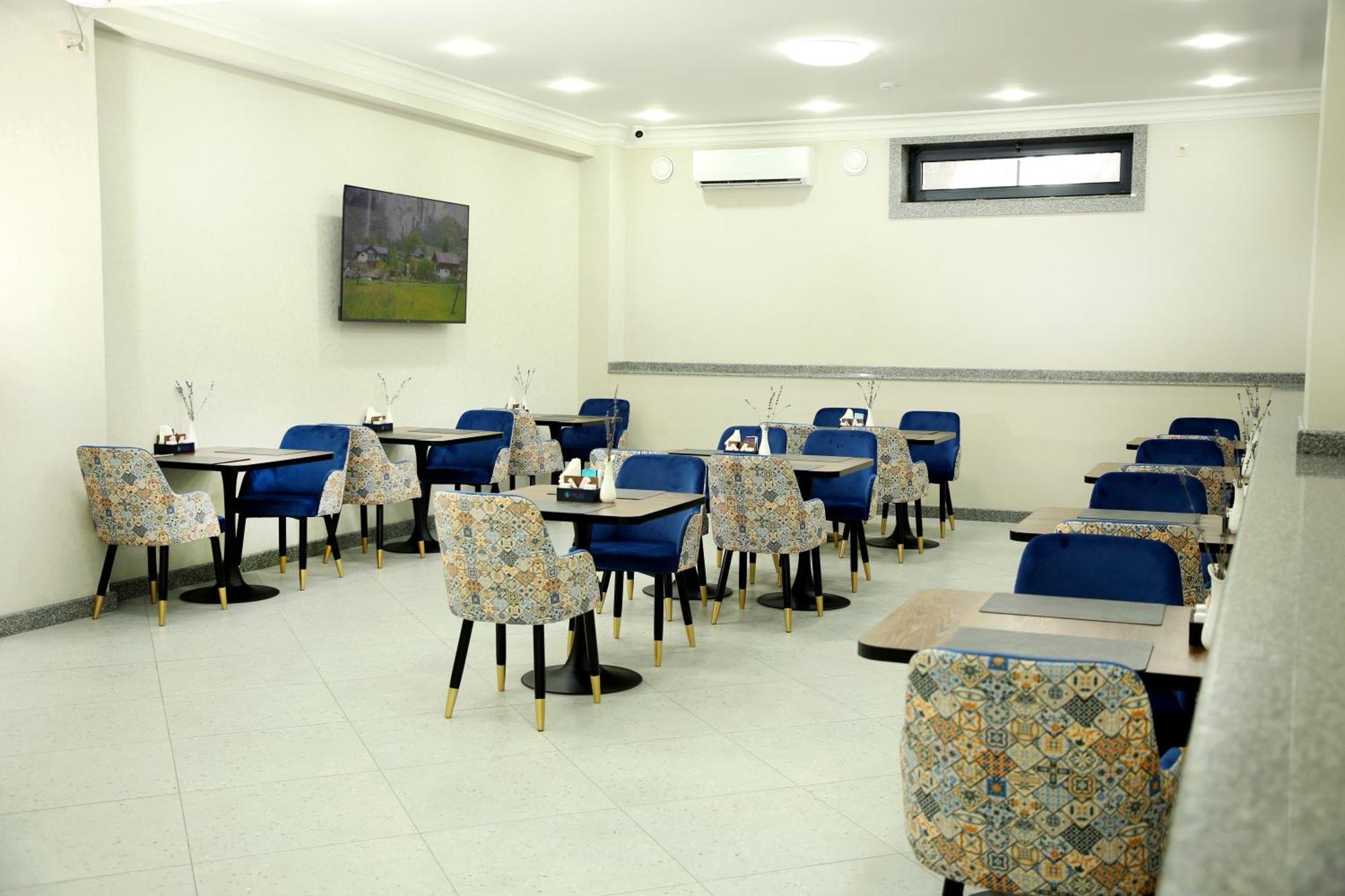 Parklane Hotel Tashkent Esterno foto